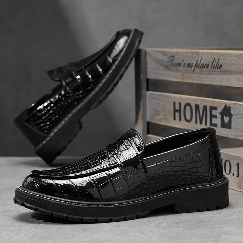 メンズシューズ、カジュアル、クロックス柄、ローファー、スリッ - Formal Men Daily Wear Footwear のレビューと価格
