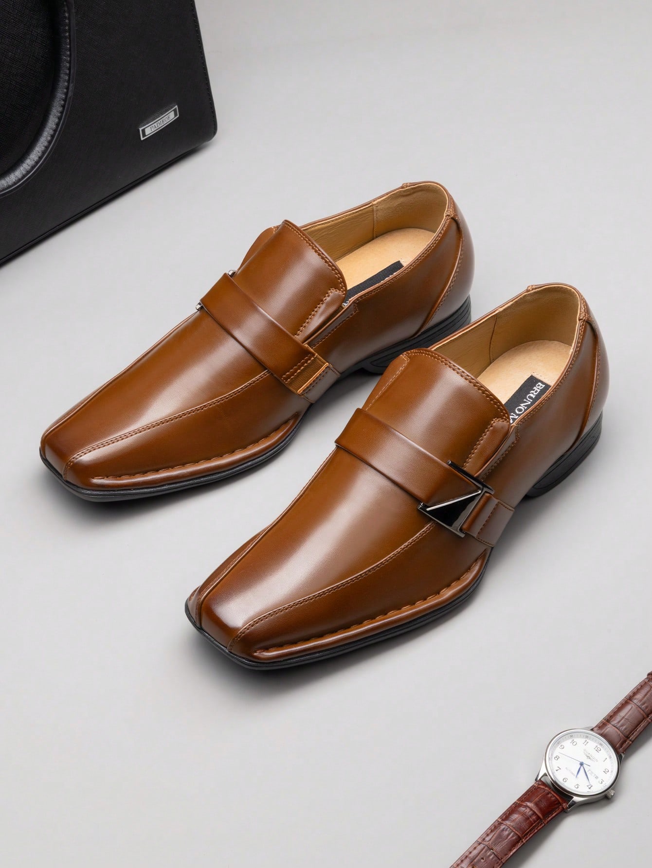 メンズ用、裏地付きのレザー製ローファー。履き心地の良いモカシ - Formal Men Daily Wear Footwear のレビューと価格